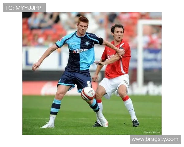 马加拉与莱万特激战正酣谁能在这场较量中笑到最后